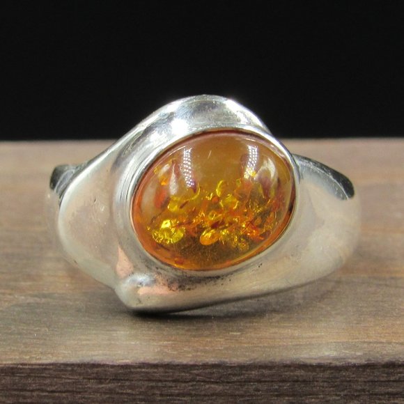 Jewelry - Size 8 Sterling Silver Cool Orange Amber Stone Band Ring Vintage